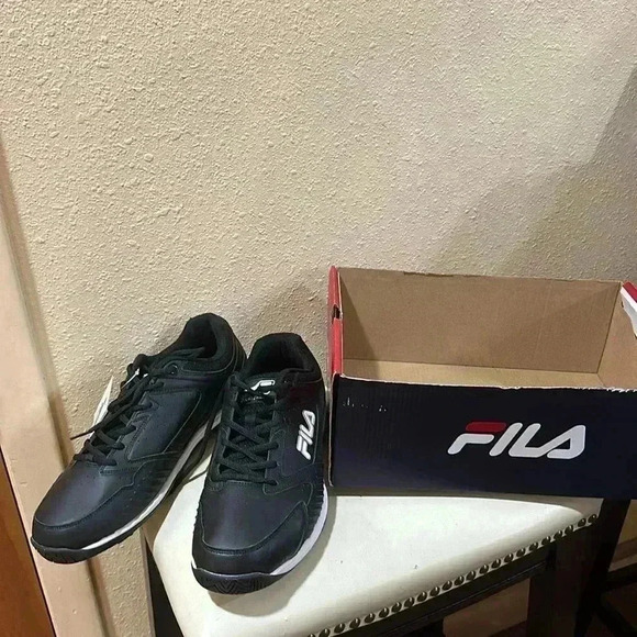 Fila Pickleball. Size 11.5 - Picture 1 of 8